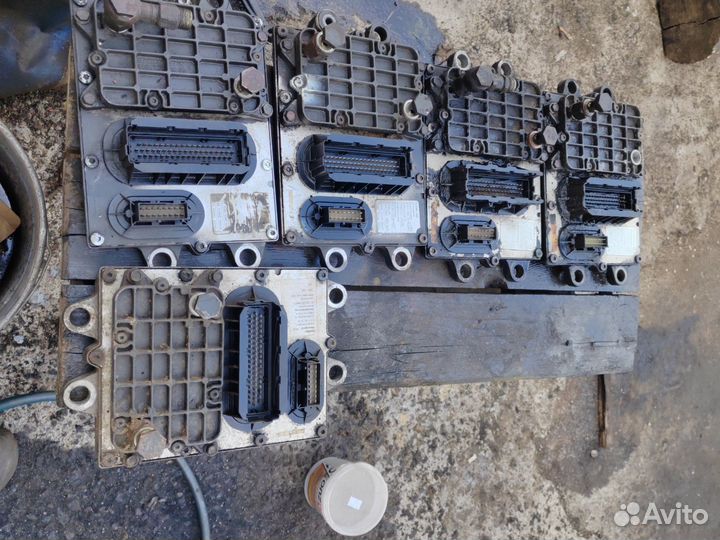 Продам блоки упр двигателем Mercedes Actros om501
