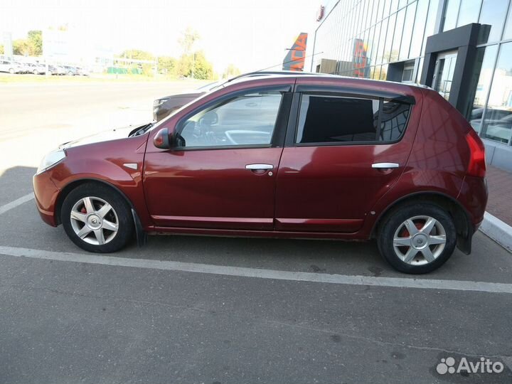 Renault Sandero 1.6 AT, 2012, 159 000 км