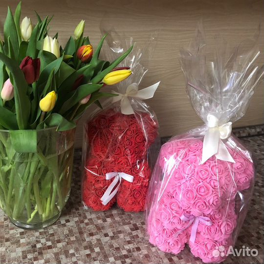 Подарок. Мишки из роз