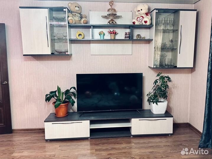 Тумба под телевизор бу