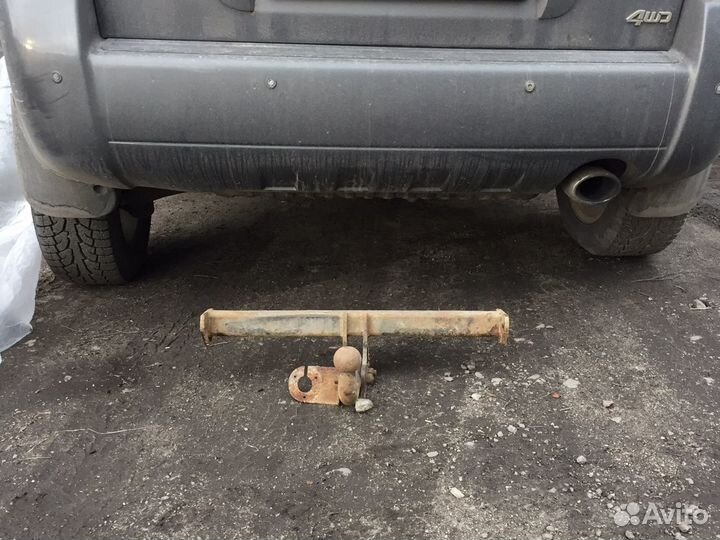 Фаркоп на hyundai tucson 1