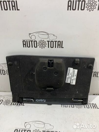 Крышка бардачка Ford Mondeo 4 seba 2011