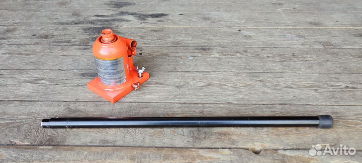 Домкрат Mitsubishi Pajero