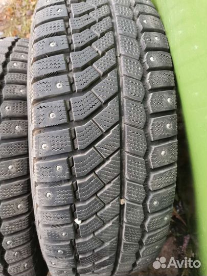 Колёса зимние 205/65R15 на Volkswagen passat B5