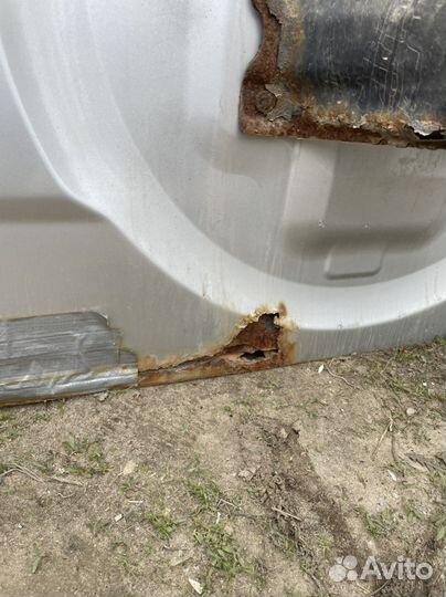 Дверь багажника монтеро 3