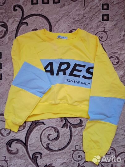 Кроп топ с длинным рукавом