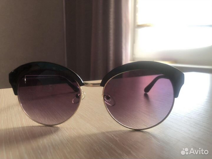 Солнцезащитные очки