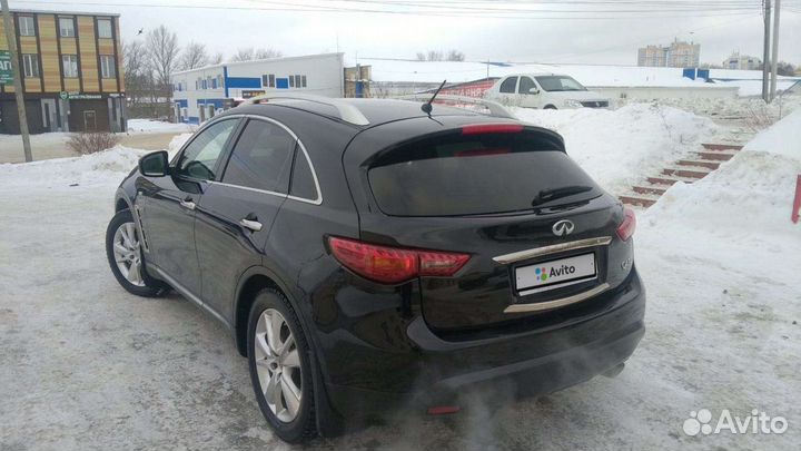 Infiniti QX70 3.0 AT, 2014, 170 000 км