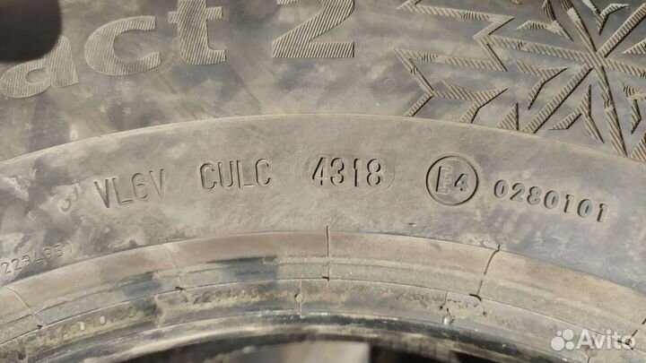 Continental IceContact 2 SUV 215/65 R16 102T