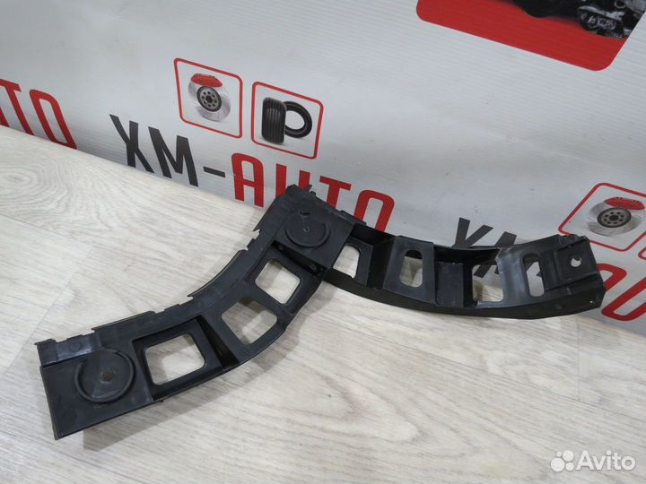 Кронштейн бампера задний правый Volkswagen Tiguan