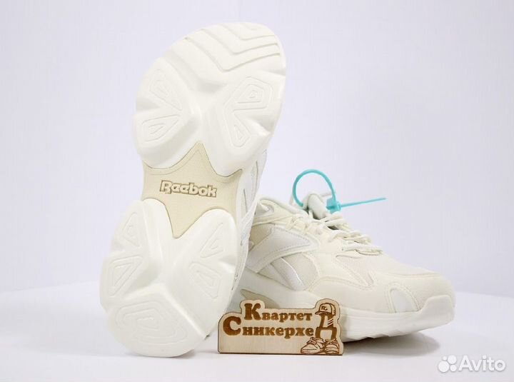 Кроссовки женские Reebok Royal Bridge 4 38,5 р