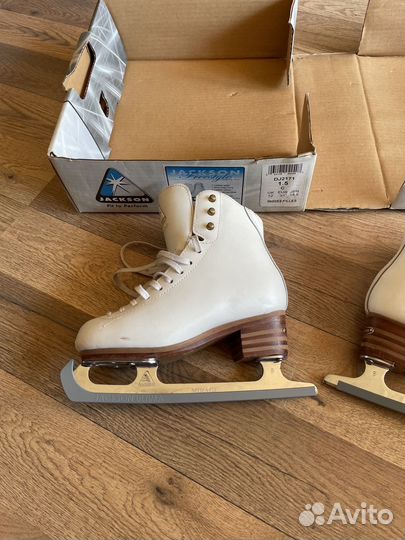 Фигурные коньки jackson freestyle