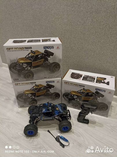 Машинка на радиоуправлении 1:16