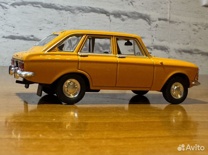 Модель автомобиля иж 2125