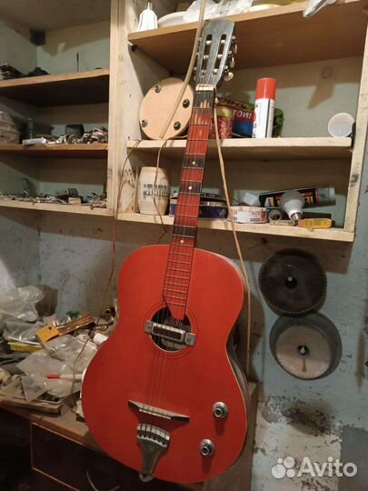 Электронная гитара Kremona