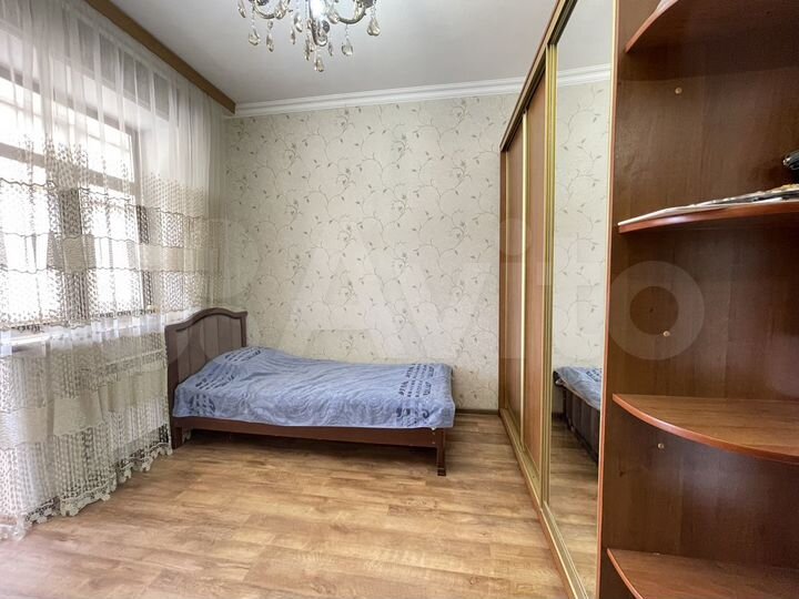 3-к. квартира, 97 м², 9/10 эт.