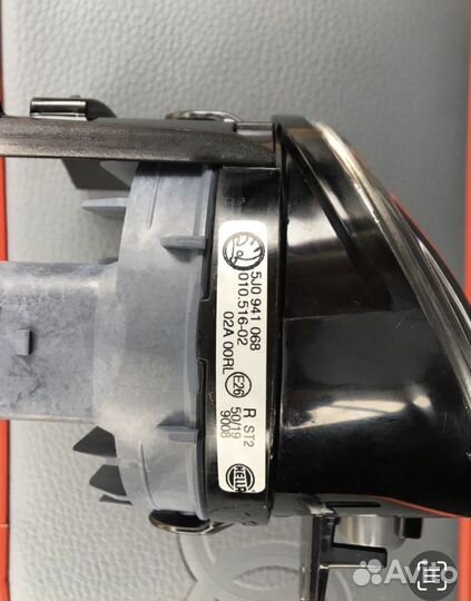 Оригинальные фары противотуманные на Audi Q7