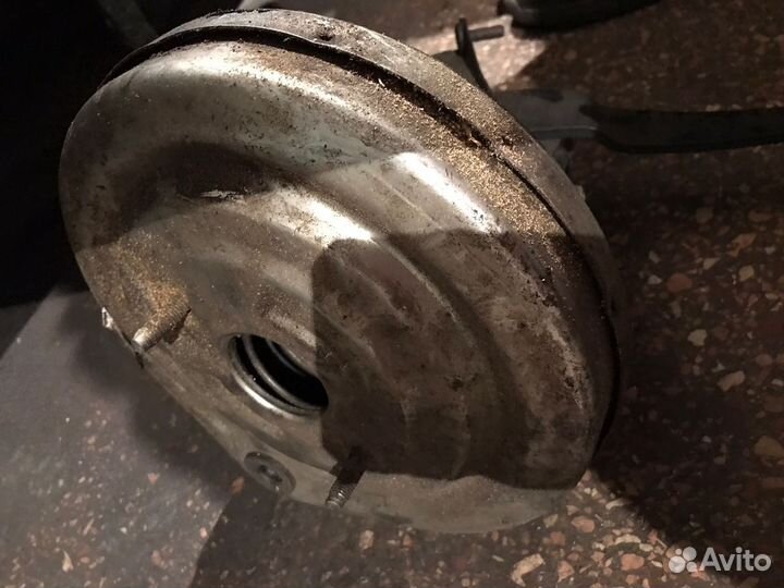 Вакуумный усилитель тормозов priora