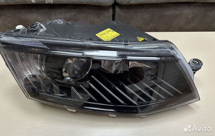 Комплект фар Skoda Octavia A7 ксенон 2013-17