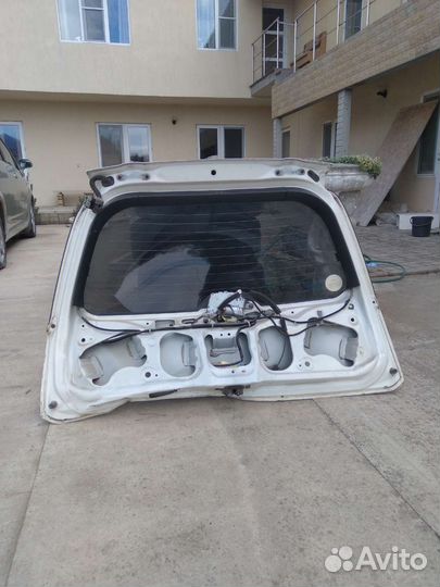Заднее стекло двери багажника хонда стрим RN1