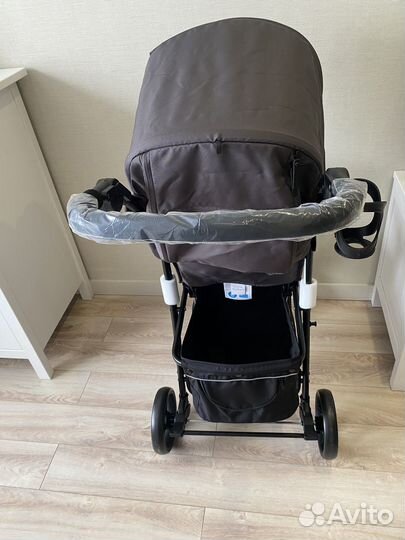 Прогулочная коляска новая MOWbaby