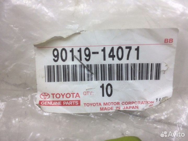 Болт Toyota Land Cruiser Prado 1996-2001