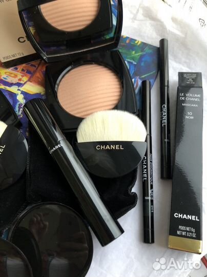 Компактная пудра chanel light ; medium light