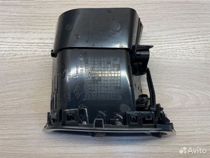 Воздушный дефлектор салона левый LADA X-Ray