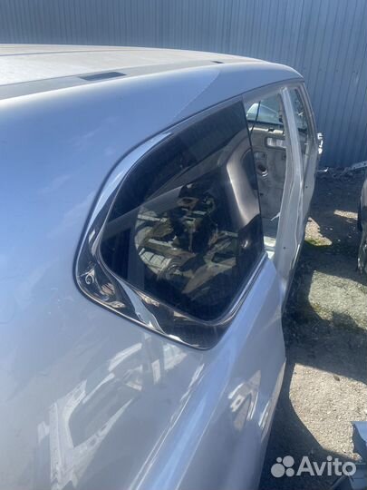 Форточка кузова правая Nissan patrol Y62