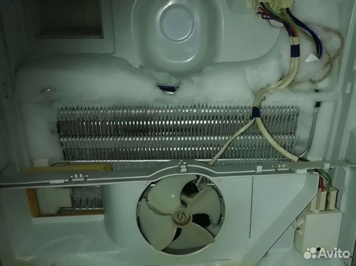 Ремонт стиральных машин / Ремонт холодильников