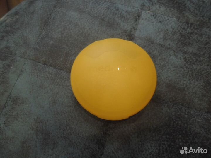 Накладки на грудь medela