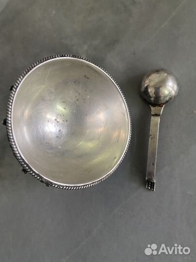 Солонки и мельхиоровая горчичницассср