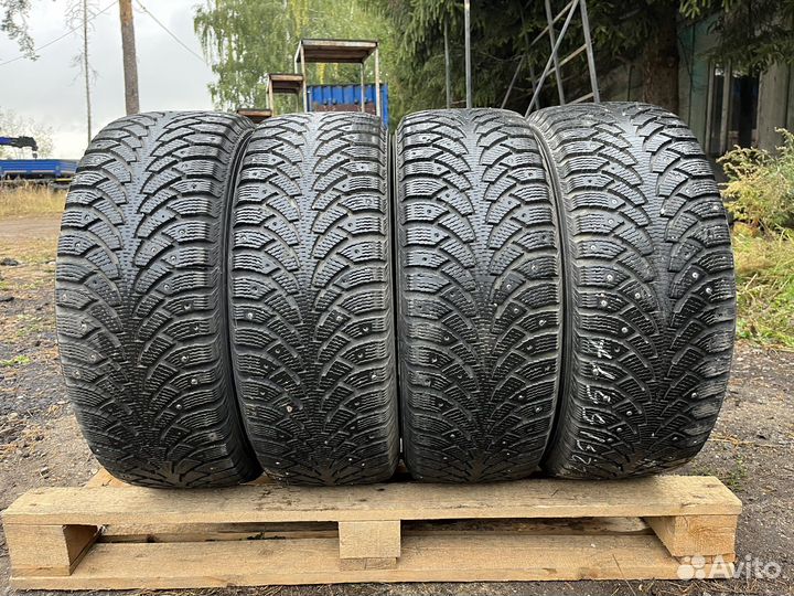 Nokian Tyres Nordman 4 225/55 R17
