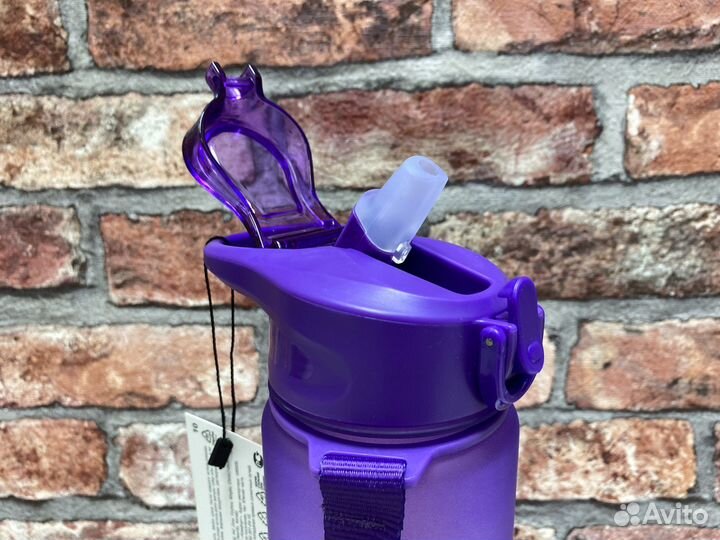 Бутылка для воды из тритана Be First 900 мл. фиол