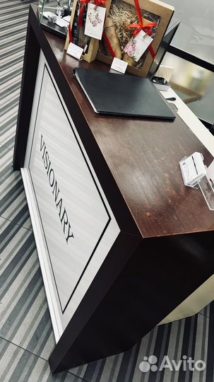 Ресепшен - стойка админсиратора