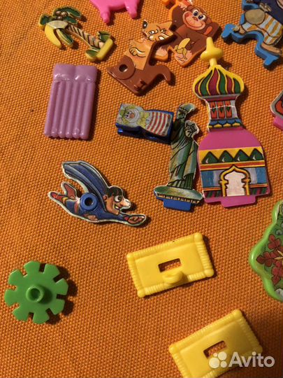 Россыпь от коллекций киндер сюрприз