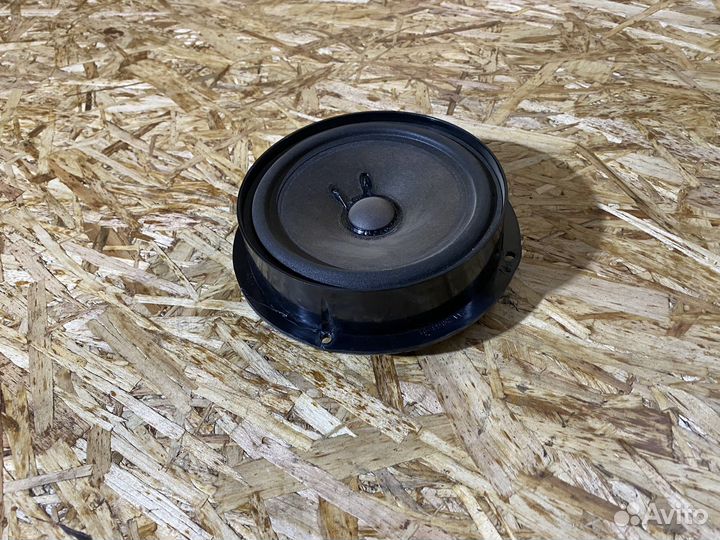 Динамик двери передний задний Skoda Fabia 05-15