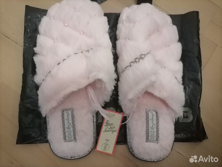 Женские домашние тапочки