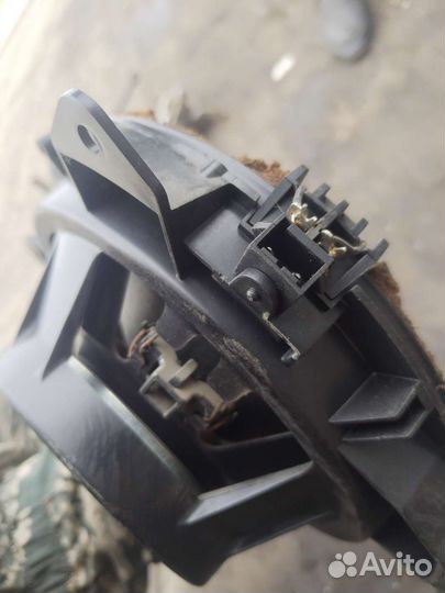 Штатные динамики Вольво S60 зад