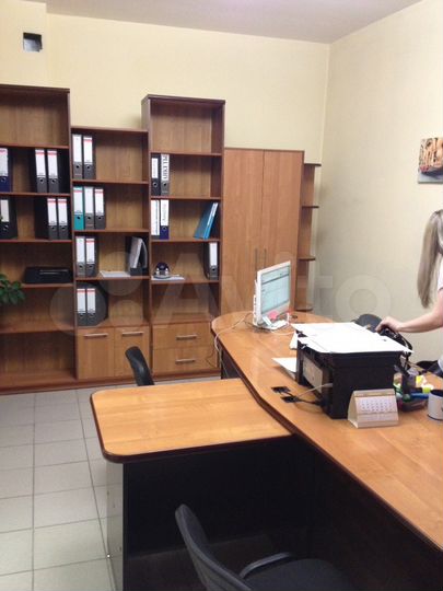 Офисное, универсальное здание 220 м. кв, 2 этажа