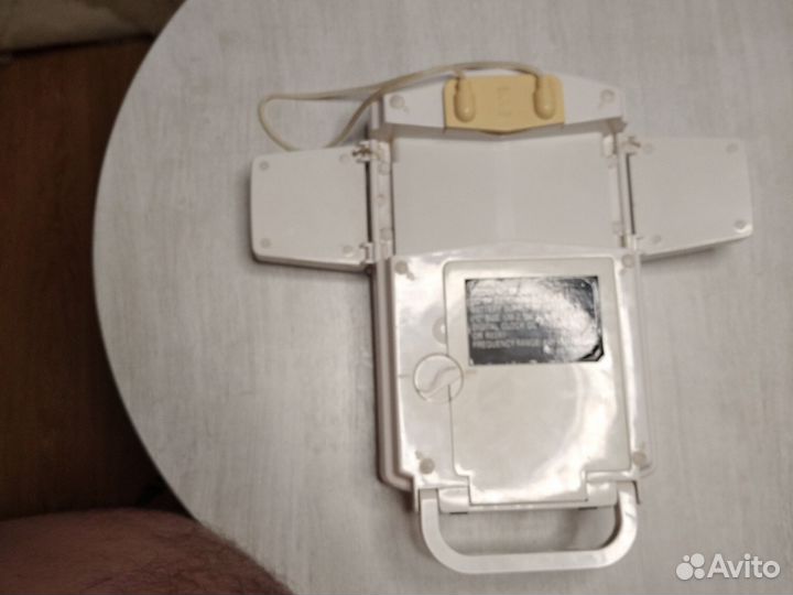 Lefutur ретро с CD дискам и радио, зеркало