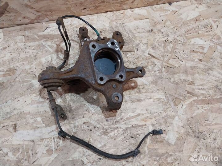 Кулак задний левый Kia Ceed ED 2006-2012