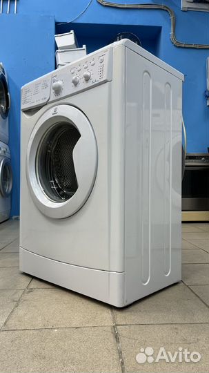 Стиральная машина Indesit 5кг с Гарантией