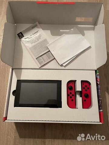 Nintendo Switch Red / rouge Первая Ревизия