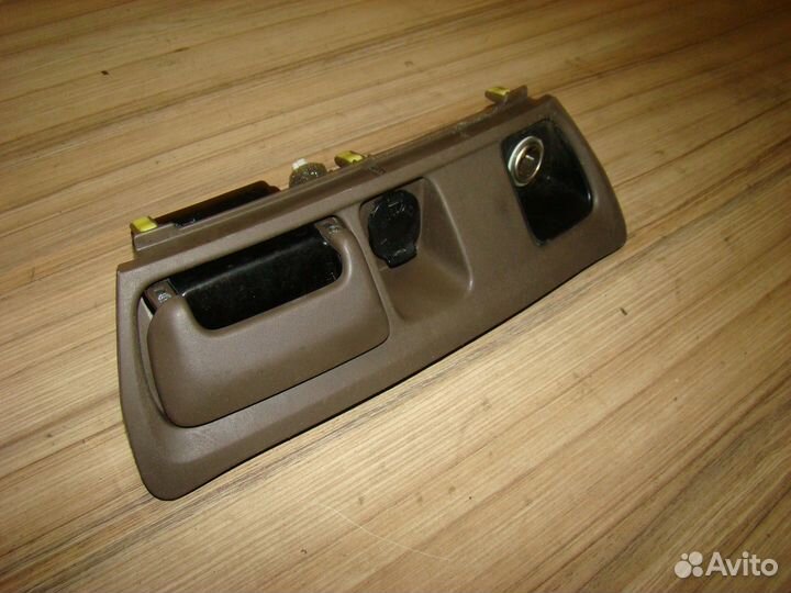 Пепельница беж, до рестайл Toyota land cruiser 100