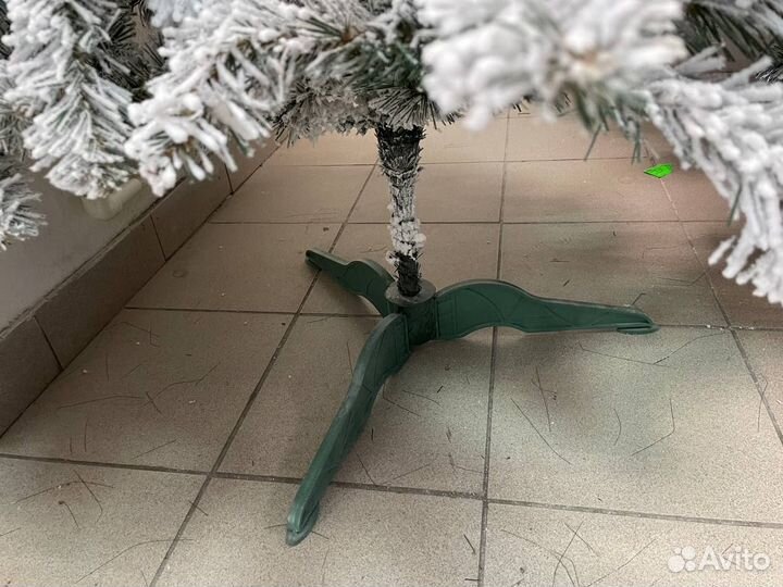 Елка заснеженная пвх