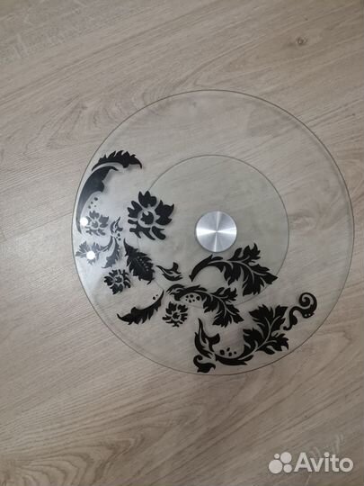 Вращающаяся тарелка