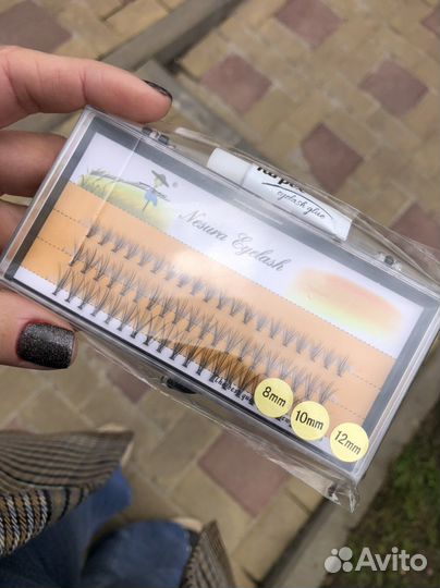 Накладные ресницы с клеем