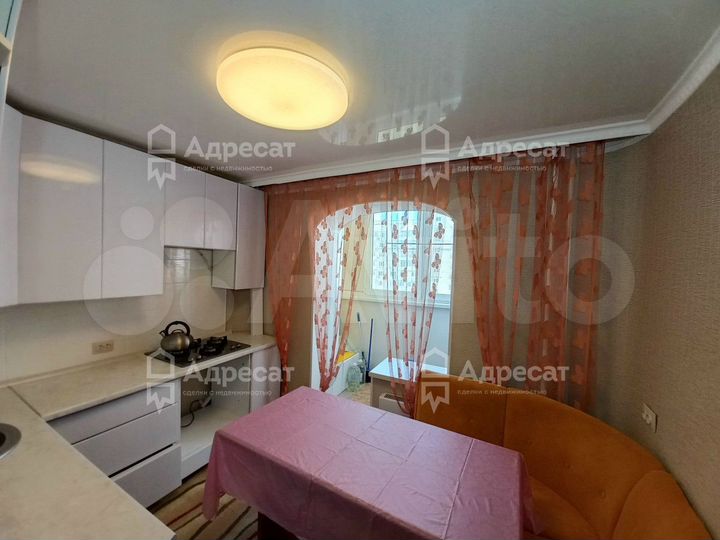 3-к. квартира, 72,3 м², 7/10 эт.