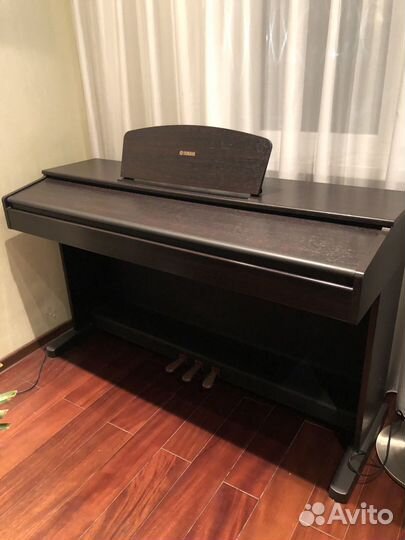 Цифровое пианино yamaha ydp-121